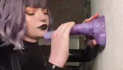 dildo-blowjob